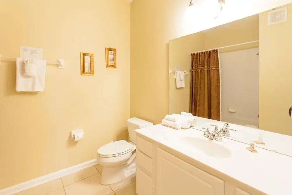 3 Bed 2 Bath Premium l 1005