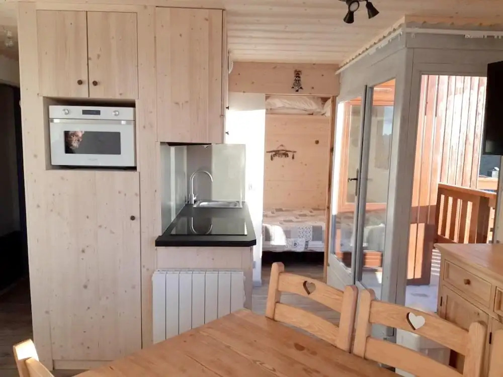Apartment With one Bedroom in Val Thorens, With Wonderful Mountain Vie