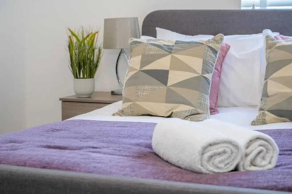Large 7 bedroom town house in Chester City Centre