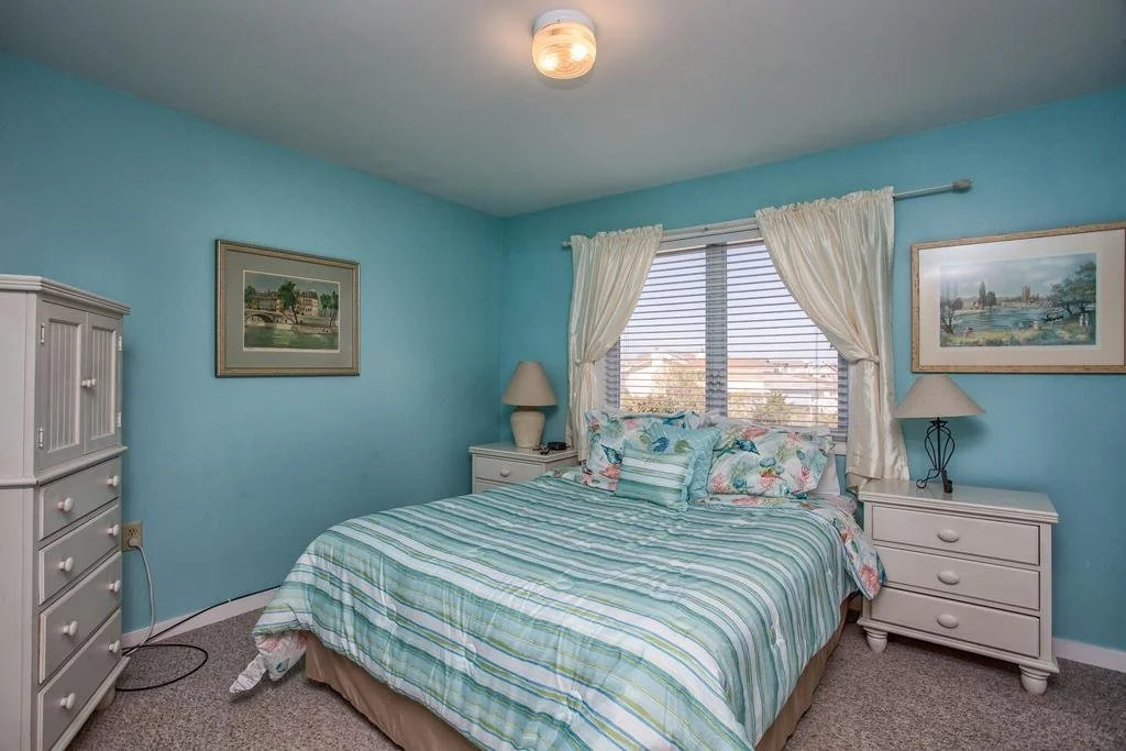 Sandpeddler Inn and Suites