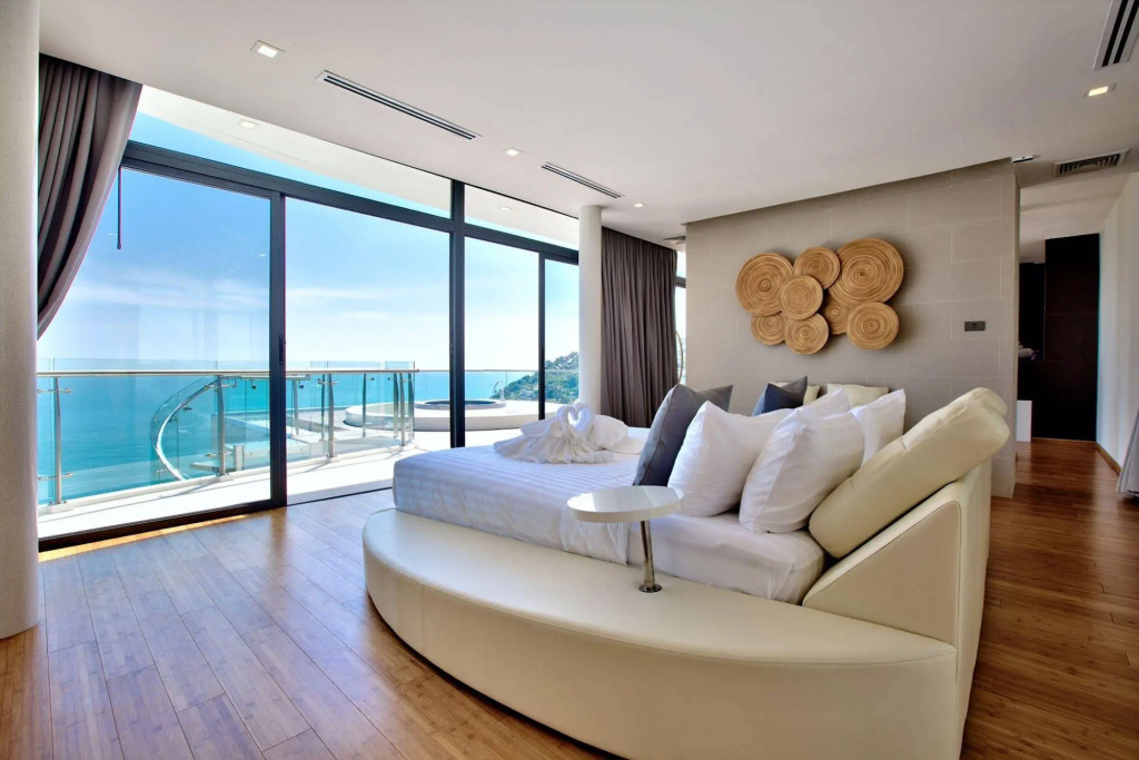 Villa Seawadee - luxurious, award-winning design Villa with amazing panoramic seaview