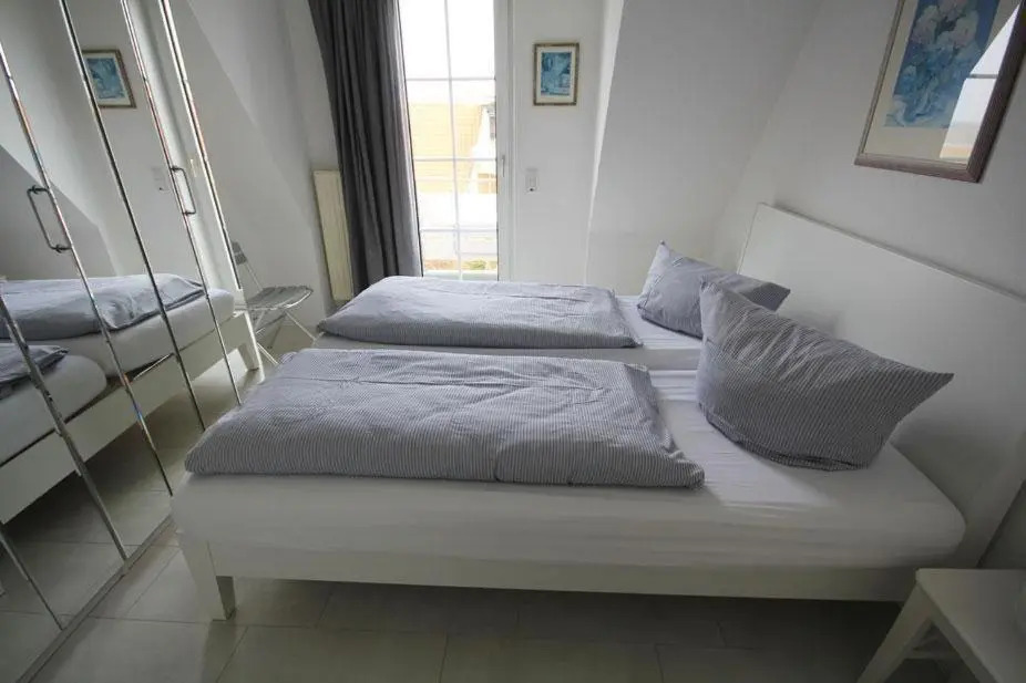 Ferienwohnung-6-im-Haus-Robbenplate-mit-Panorama-Meerblick