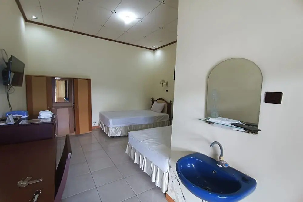 Hotel O Ervina Homestay Syariah Batakan