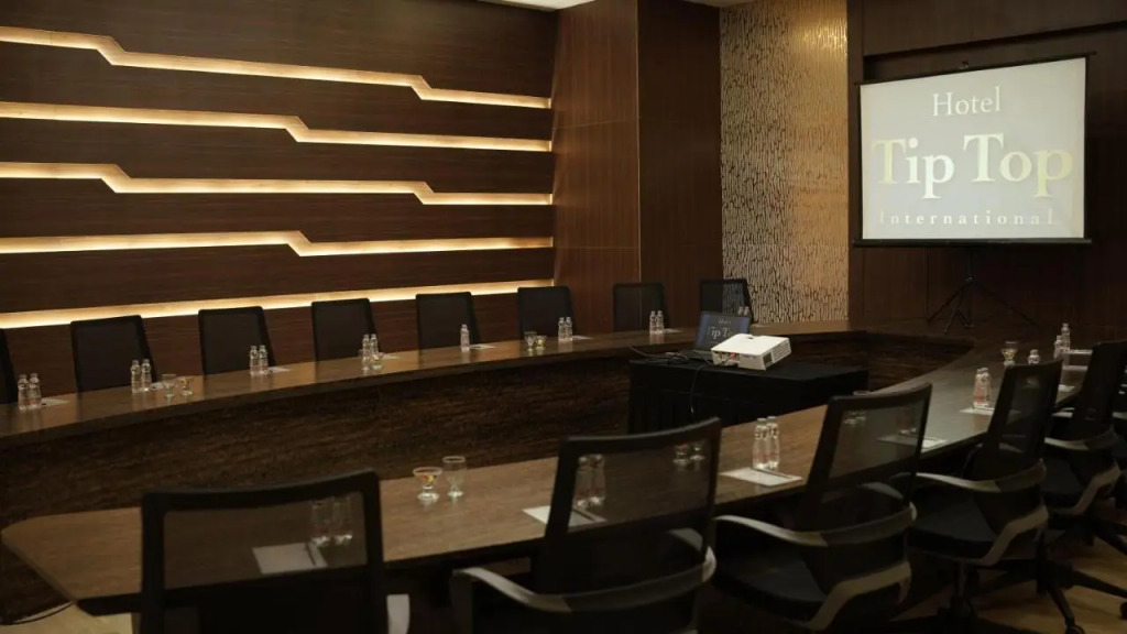 Hotel Tip Top International Pune