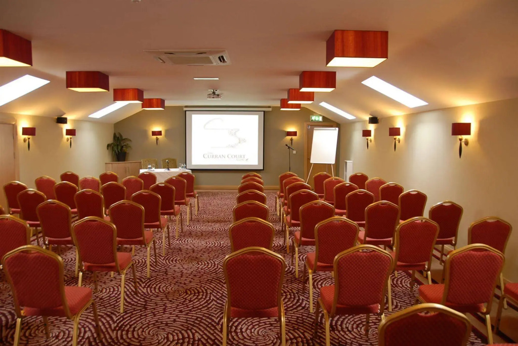 Curran Court Hotel