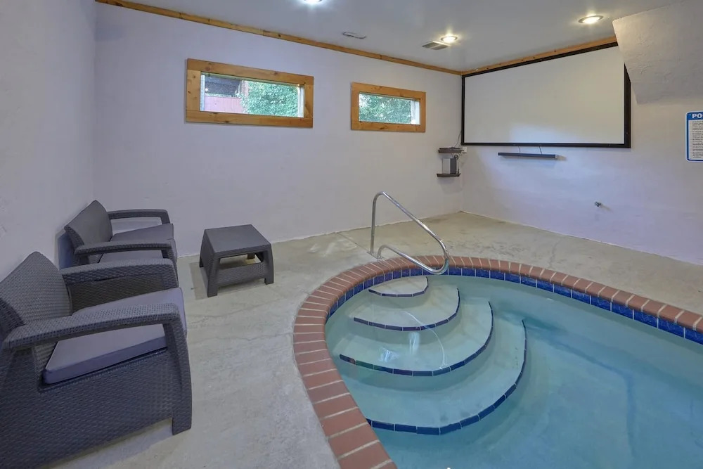 Mountain Pool Lodge Apartment 4