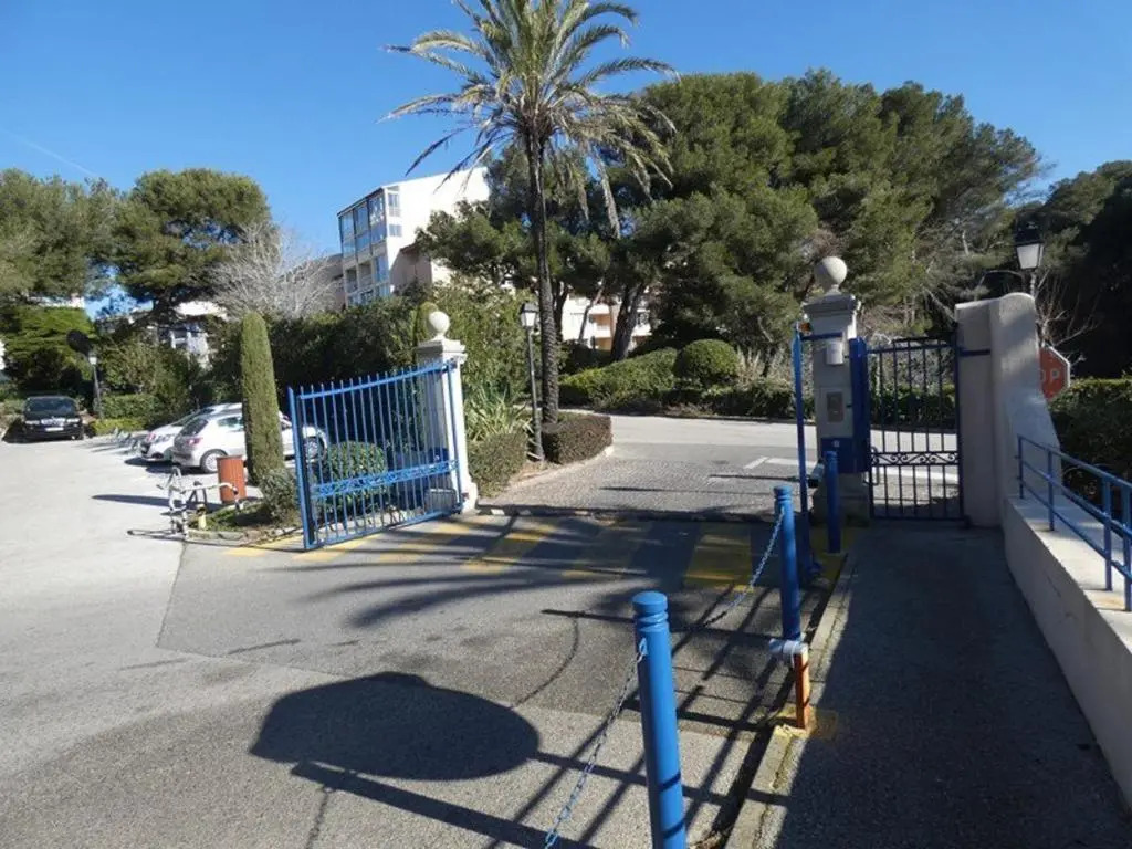 Appartement Six-Fours-les-Plages, 2 pièces, 4 personnes - FR-1-316-244