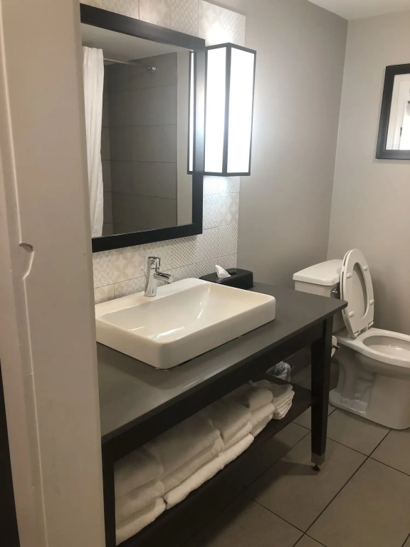 Country Inn & Suites Downtown Convention Center by Radisson, Gatlinburg, TN