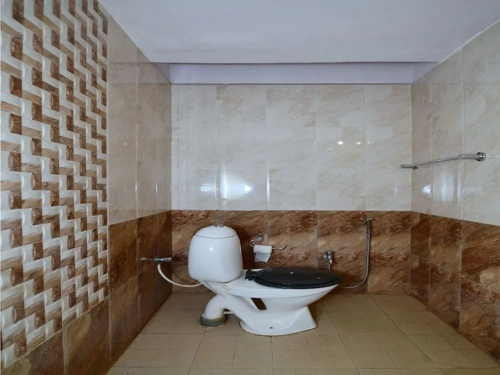 FabHotel Maharaja - Nr Vasco Da Gama Railway Station