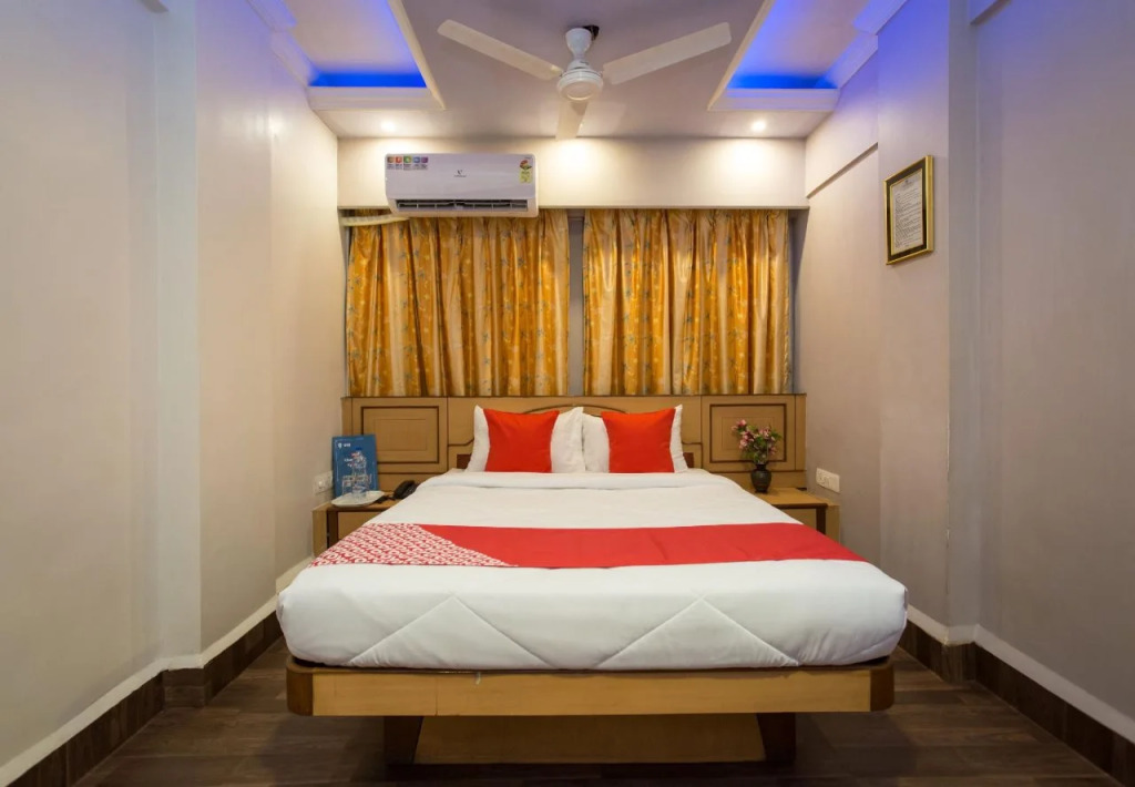 Hotel Padma Krishna