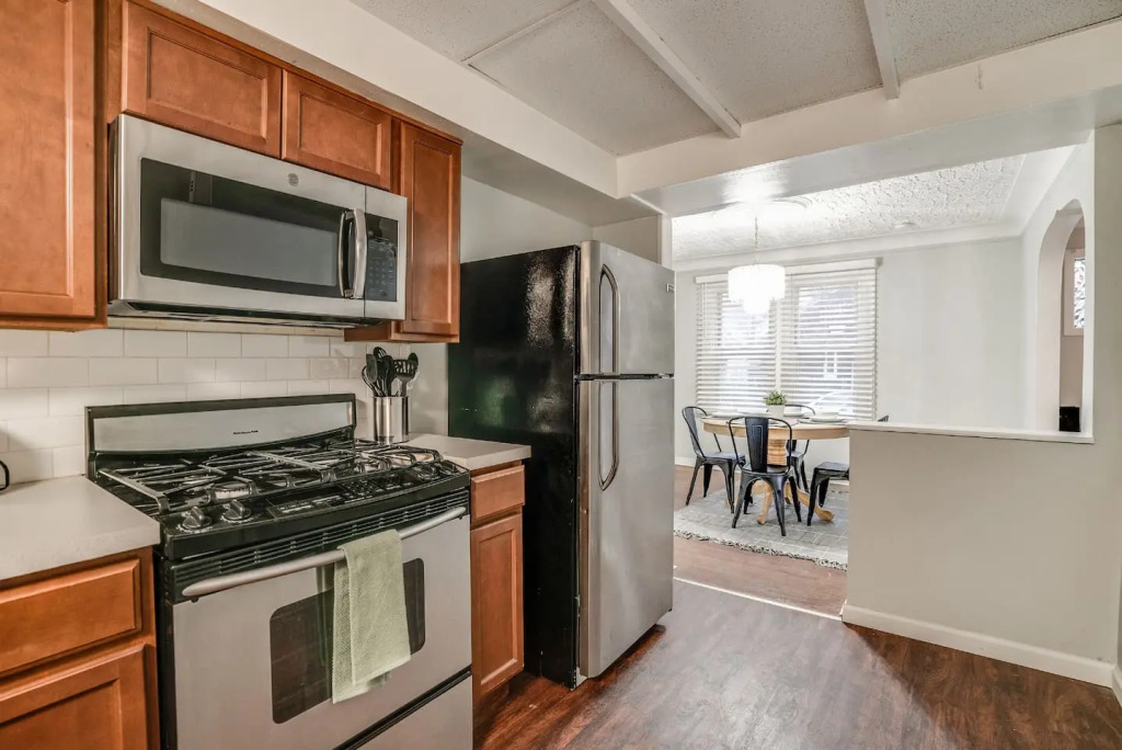 Stylish getaway of University District