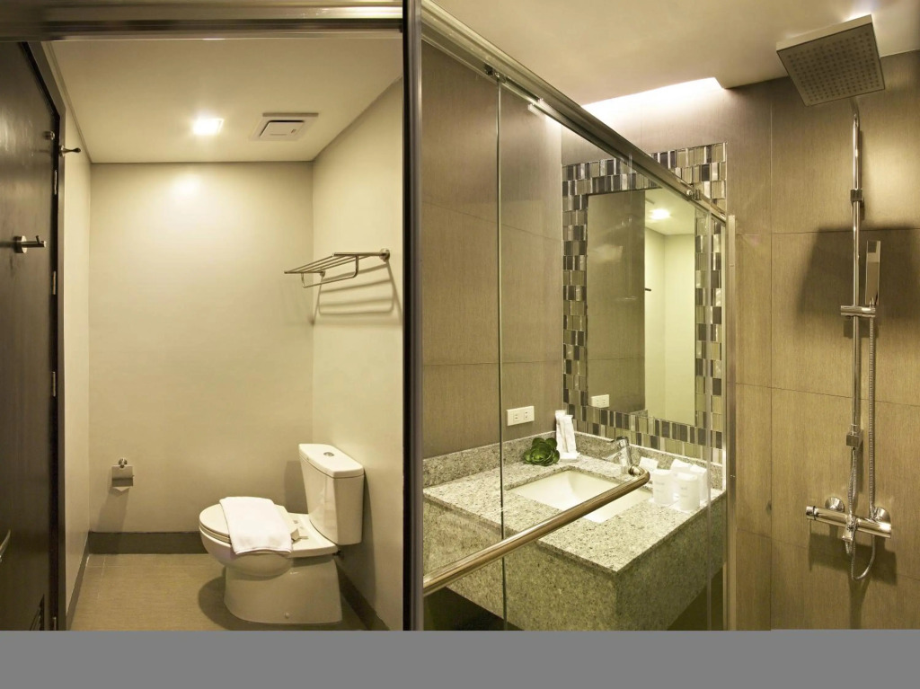 Bayfront Hotel Cebu North Reclamation