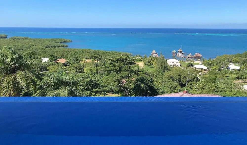 Stunning Turquoise Views From This 2 Bedroom, 2 Bath Home