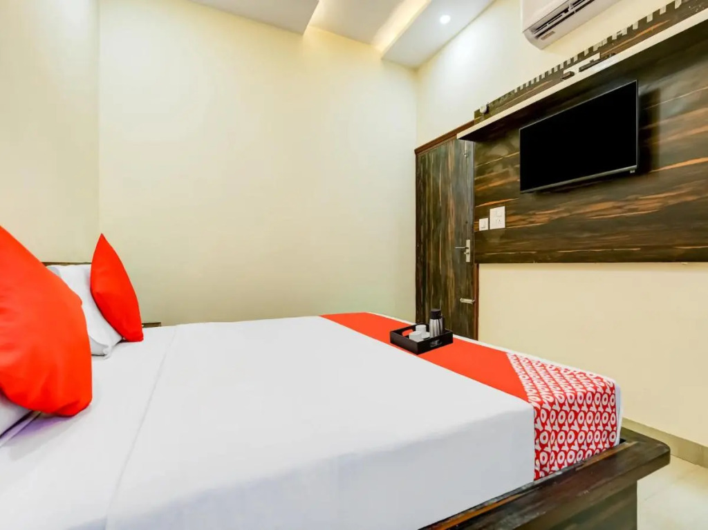 Hotel O Moon trip