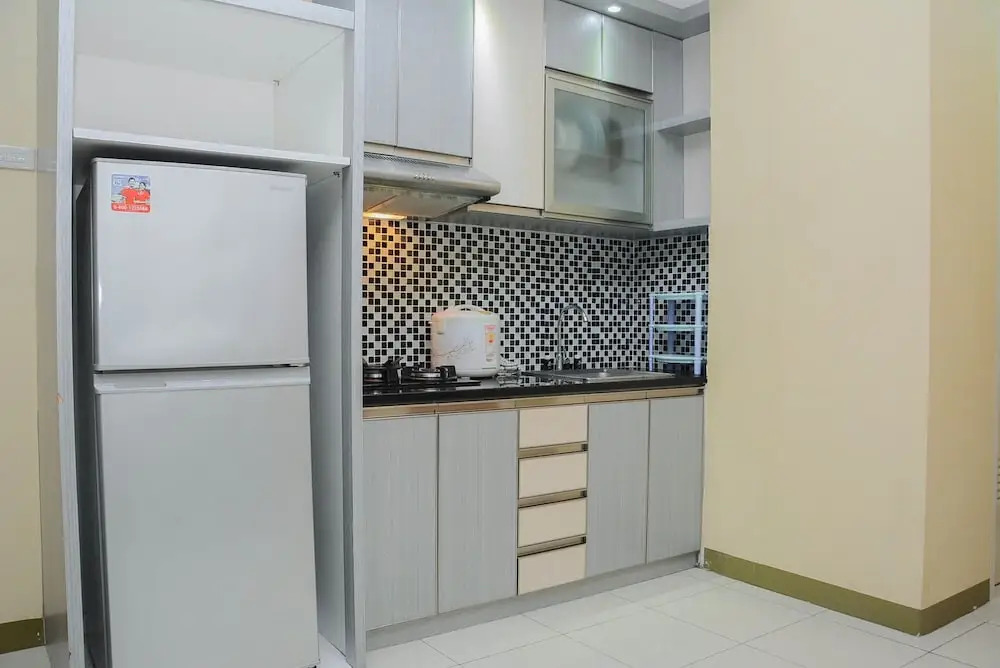 Cozy and Modern 3BR Apartment at Gading Greenhill