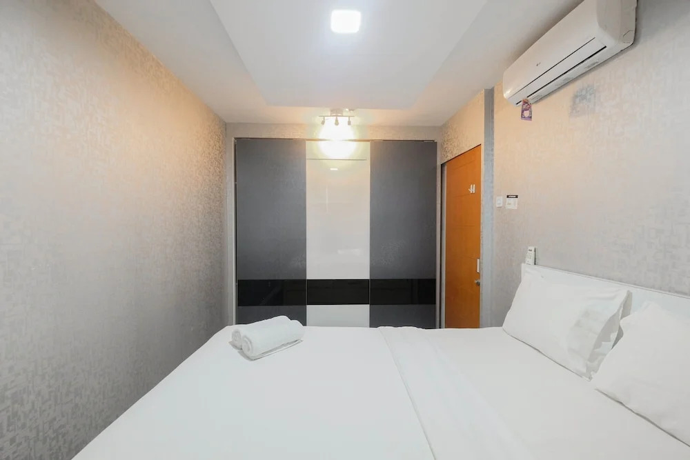 Well Appointed 1BR Apartment at Cinere Bellevue Suites
