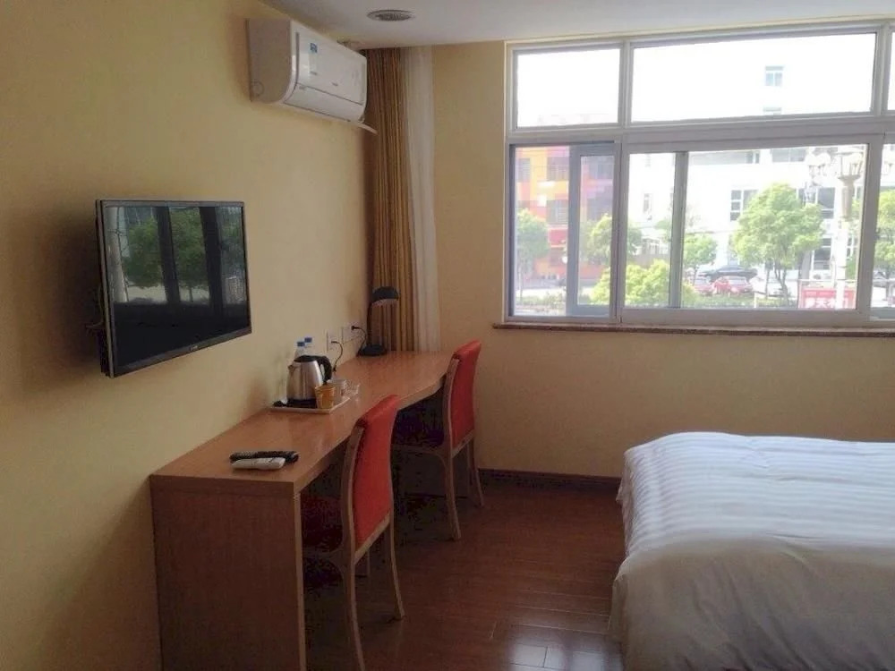 Ibis Styles Hotel (Taizhou Jiangyan TV Station)