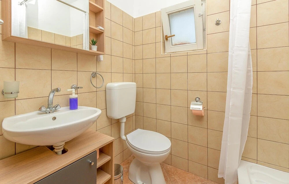 Beautiful Home in Nedescina With Wifi and 2 Bedrooms
