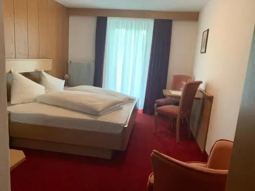 Hotel Gasthof Zum Grünen Baum