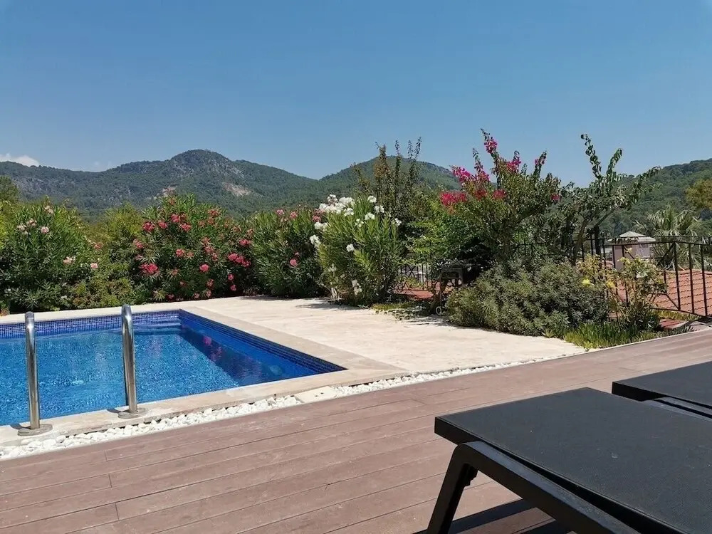 Villa Redpine 5