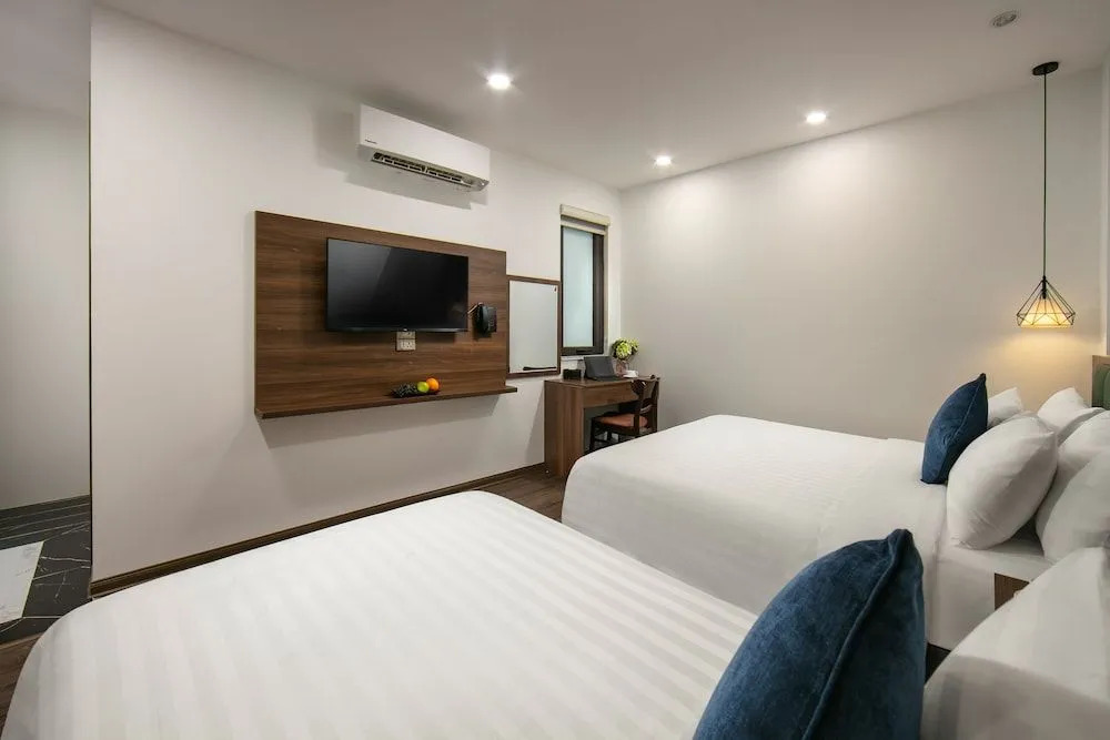 Hanoi Vacanza Premier Hotel
