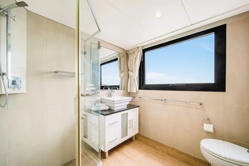 Coomera Houseboats