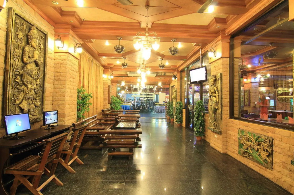 Bangkok Residence Hotel