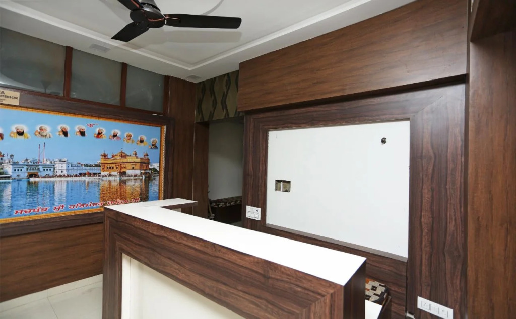 Hotel Vyom Vilas By OYO Rooms