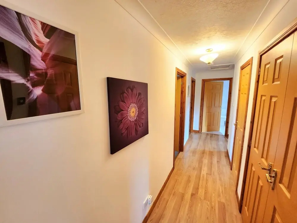 Boutique 4-Bed Home in Inverness