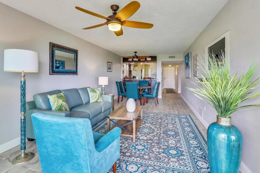 Land's End 202 Building 6 Full Remodel With Stunning Views!