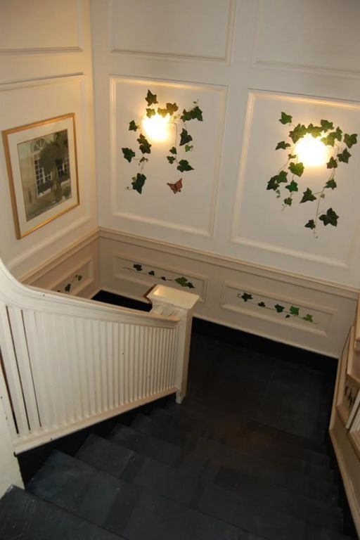 Windsor Inn Hotel