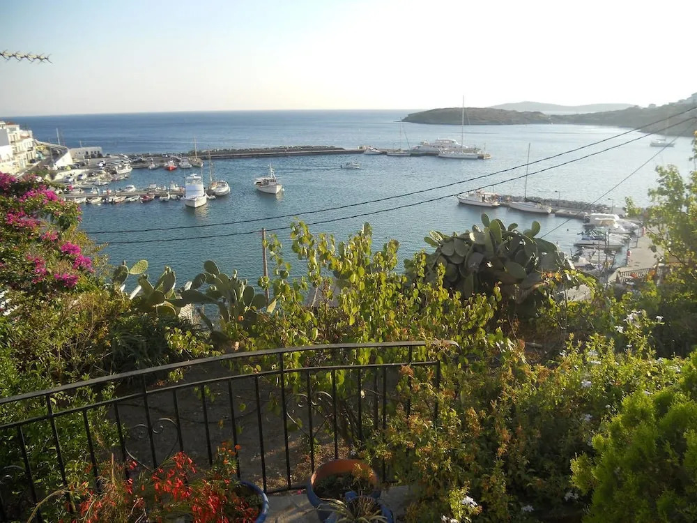 Aegean Sea-view house in Batsi, Andros!