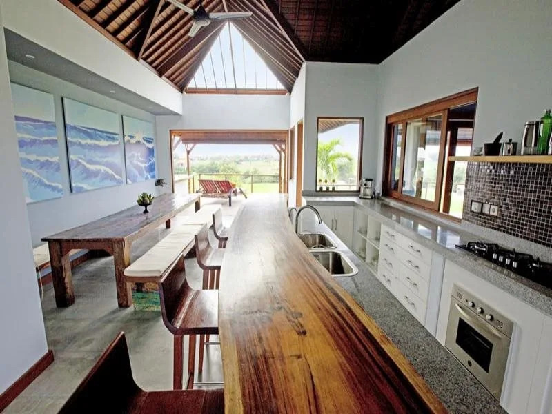 Berawa Breeze Villa