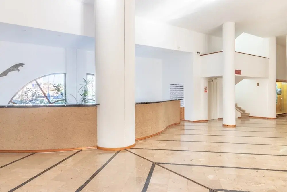 Apartment in Empuriabrava With Canal Views