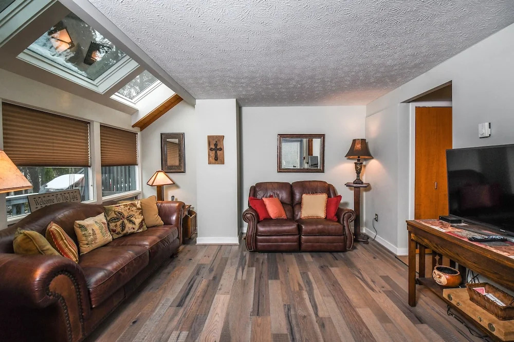 Arrowhead Village 3 Bedroom Townhome #15
