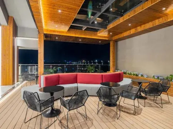 Ibis Styles Hotel (Ruili Jiegao Border Trade Zone Branch)