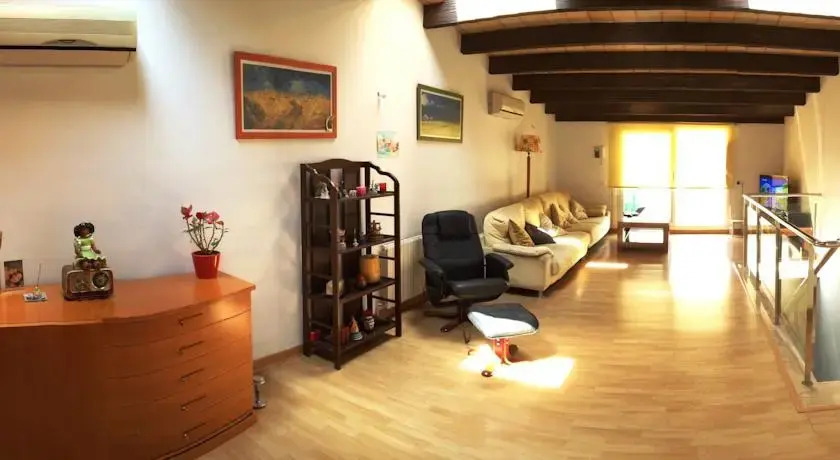 Gallarzas House