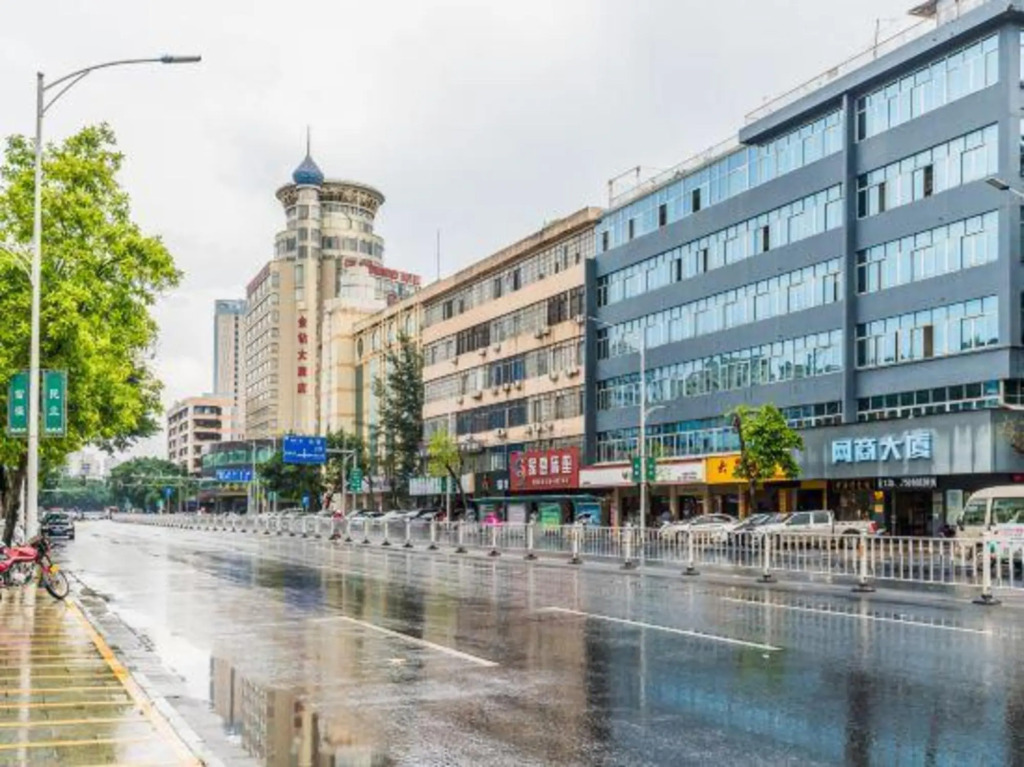 Jinkaiyue Business Hotel