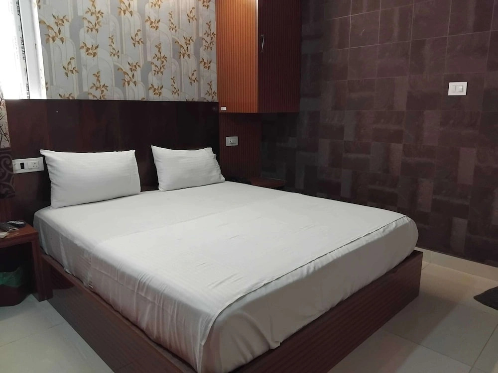 Townhouse Jawaharlal Nehru Stadium