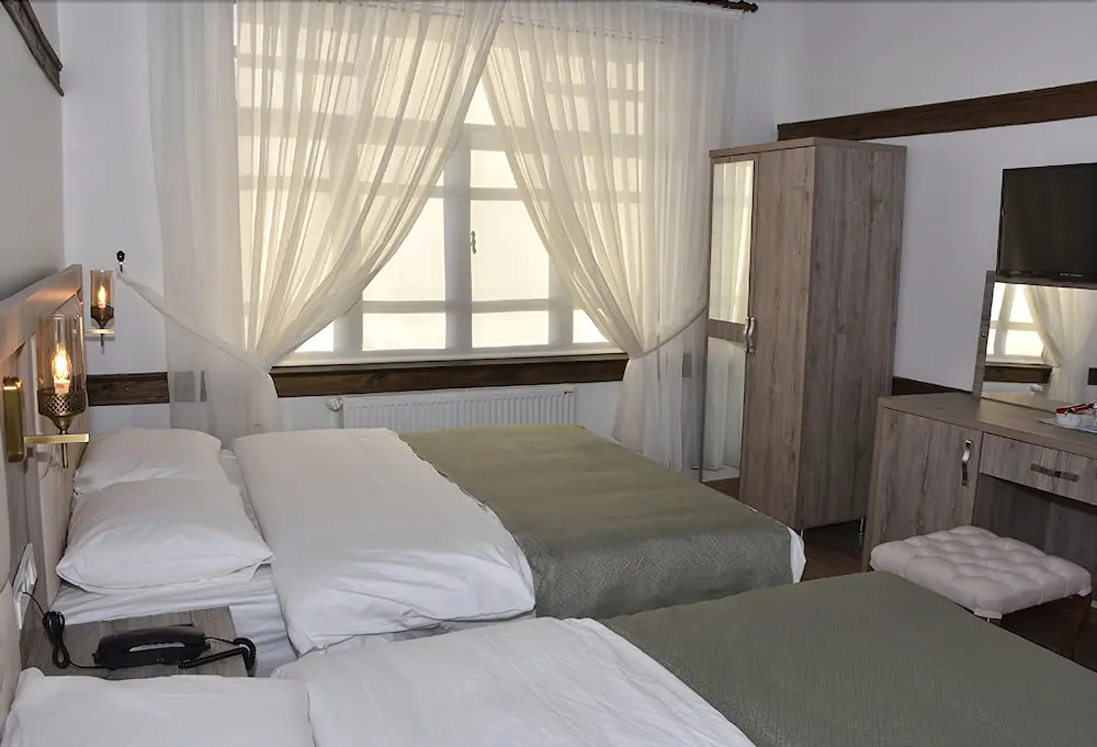 Ruby Hotel