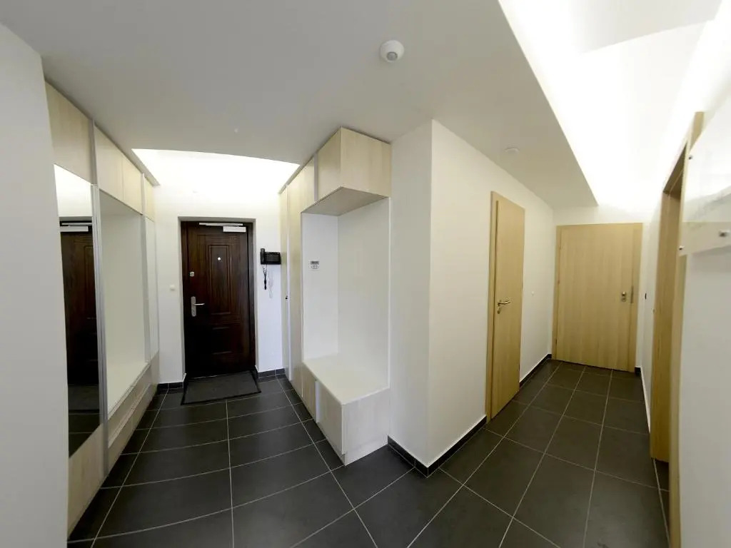 Apartment OneClickRent 01 Smarthouse