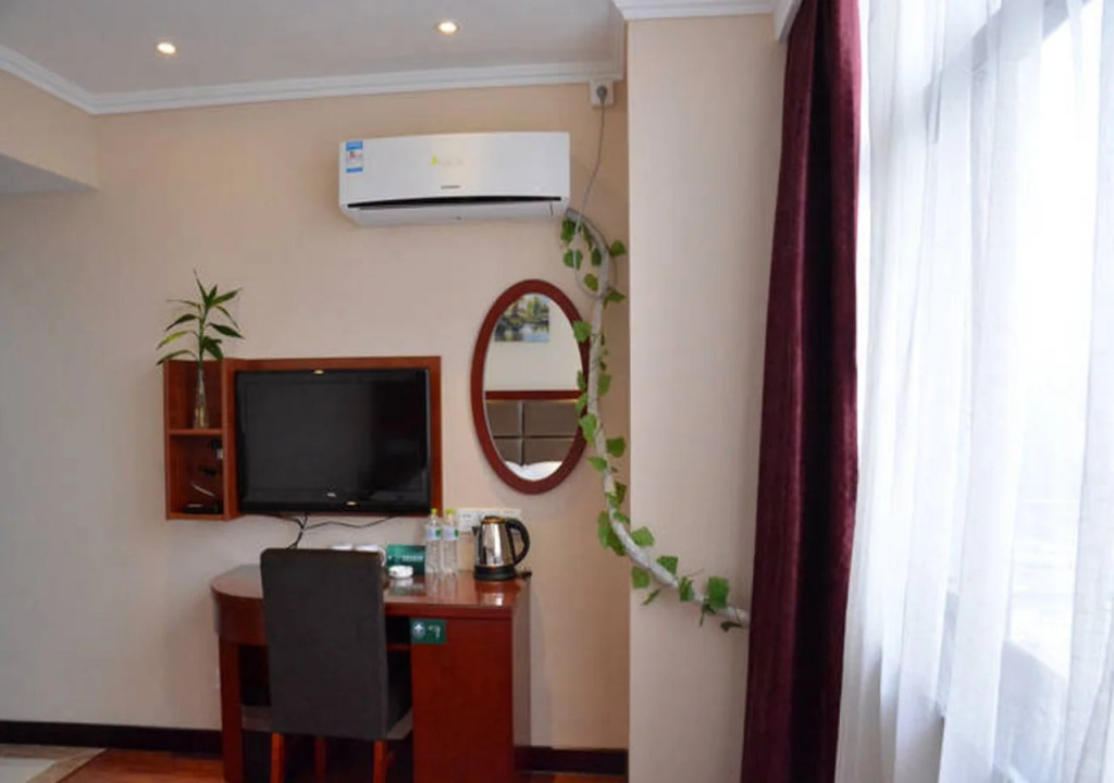 GreenTree Inn Suqian Bawangjuding Square Express Hotel