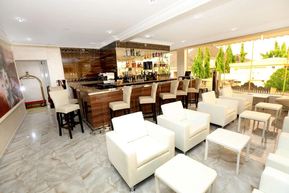 The Wells Carlton Hotel and Apartments