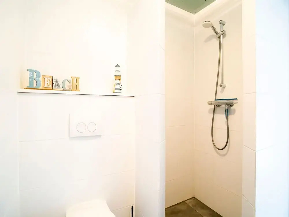 Cozy Holiday Home in Sint Maartensvlotbrug With a Garden