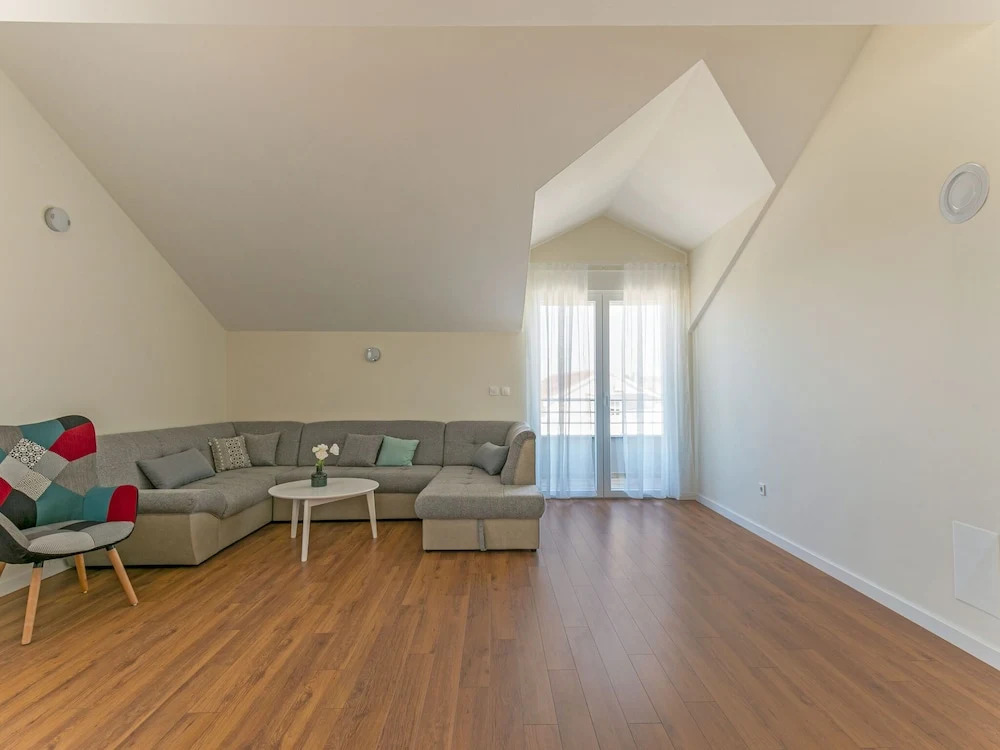 Newly Built Modern Apartment With Private Terrace and sea View