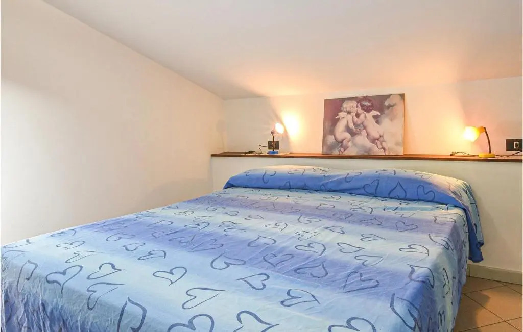 Nice Home in Casuzze With 1 Bedrooms and Wifi