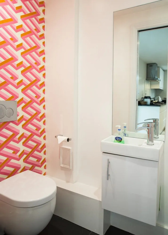 Magnificent House for 6 in Fulham With Back Garden