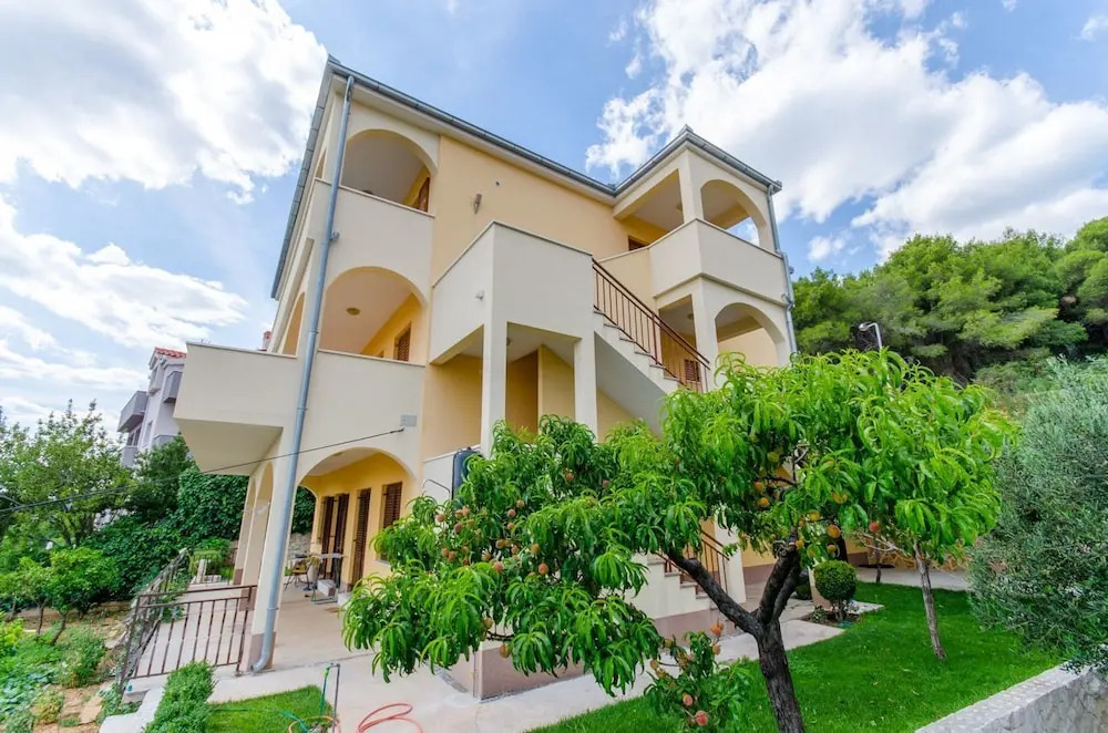 Apartments Ivana