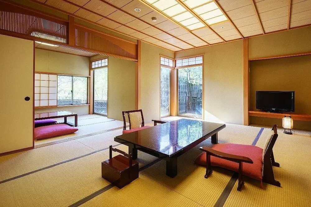 Ashinomaki hotels