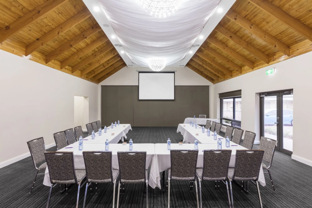 Mercure Goulburn